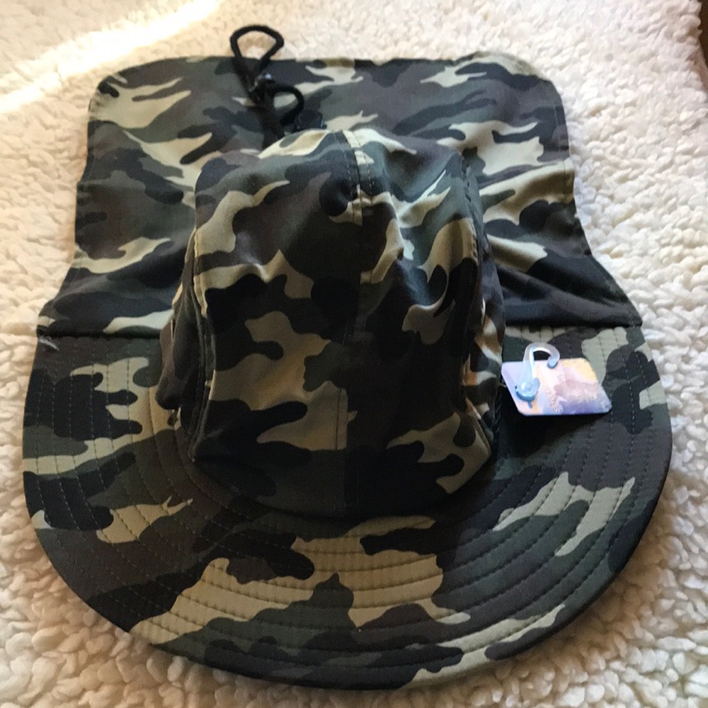 NWT, CC Style & Fashion Camouflage Bucket Sun Hat, OS